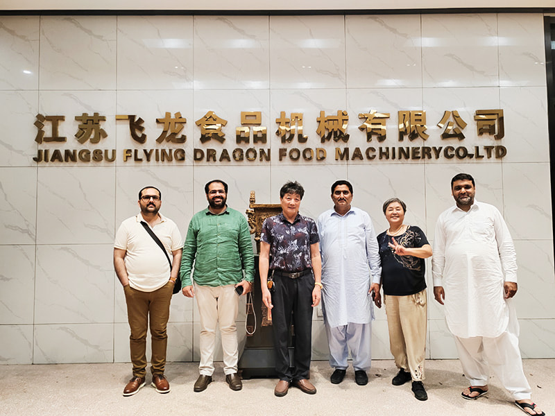 Pakistani Customer Visits Factory